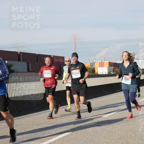 03.10.2025 - Köhlbrandbrückenlauf Jannik Wohlers http://msf.ph/oto/9084443 03.10.2025 09:56:20 Position 3 3767, 1191, 1181, 1327, 1331 meine-sportfotos.de