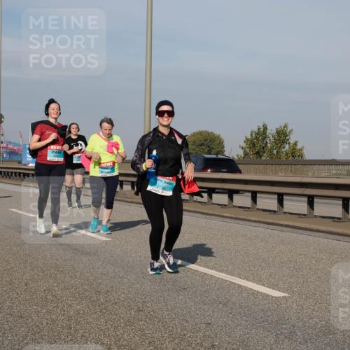 03.10.2025 - Köhlbrandbrückenlauf Fabian Wolf http://msf.ph/oto/9084471 03.10.2025 10:19:53 Position 3 3289, 2795 meine-sportfotos.de