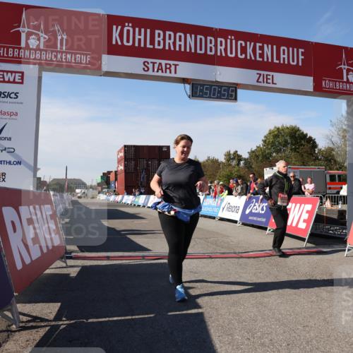 03.10.2025 - Köhlbrandbrückenlauf Lena Gebhardt http://msf.ph/oto/9084498 03.10.2025 13:50:55 Ziel 4851, 5472, 5595, 5992 meine-sportfotos.de