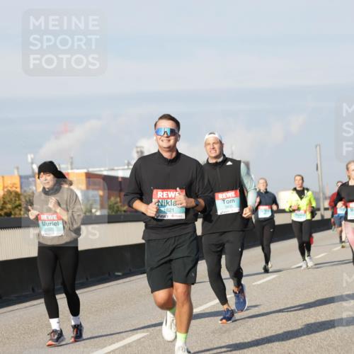 03.10.2025 - Köhlbrandbrückenlauf Jannik Wohlers http://msf.ph/oto/9084499 03.10.2025 09:56:22 Position 3 3435, 1621, 1227 meine-sportfotos.de