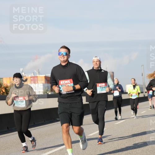 03.10.2025 - Köhlbrandbrückenlauf Jannik Wohlers http://msf.ph/oto/9084525 03.10.2025 09:56:22 Position 3 1227, 3435 meine-sportfotos.de