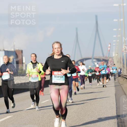 03.10.2025 - Köhlbrandbrückenlauf Jannik Wohlers http://msf.ph/oto/9084566 03.10.2025 09:56:24 Position 3 3445 meine-sportfotos.de
