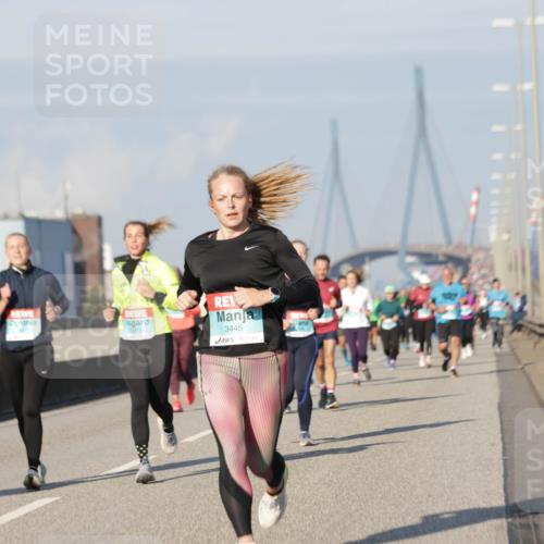 03.10.2025 - Köhlbrandbrückenlauf Jannik Wohlers http://msf.ph/oto/9084585 03.10.2025 09:56:24 Position 3 3445 meine-sportfotos.de