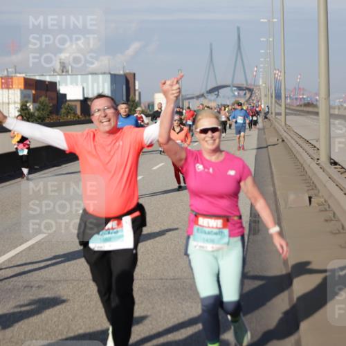 03.10.2025 - Köhlbrandbrückenlauf Jannik Wohlers http://msf.ph/oto/9084589 03.10.2025 10:06:53 Position 3 1759, 1436 meine-sportfotos.de