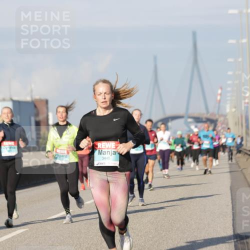 03.10.2025 - Köhlbrandbrückenlauf Jannik Wohlers http://msf.ph/oto/9084597 03.10.2025 09:56:24 Position 3 3445 meine-sportfotos.de