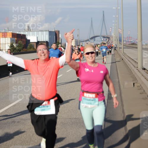 03.10.2025 - Köhlbrandbrückenlauf Jannik Wohlers http://msf.ph/oto/9084605 03.10.2025 10:06:53 Position 3 1759, 1406 meine-sportfotos.de