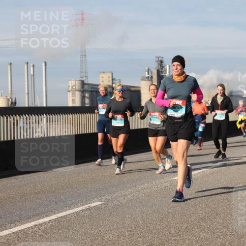 03.10.2025 - Köhlbrandbrückenlauf Lena Gebhardt http://msf.ph/oto/9084607 03.10.2025 10:05:19 Position 2 1394, 1998 meine-sportfotos.de