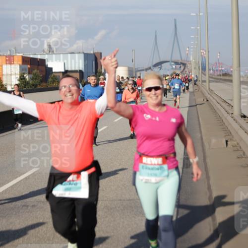 03.10.2025 - Köhlbrandbrückenlauf Jannik Wohlers http://msf.ph/oto/9084610 03.10.2025 10:06:53 Position 3 1759, 1406 meine-sportfotos.de