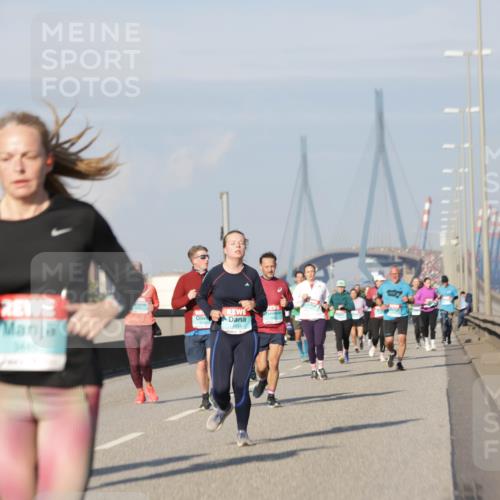 03.10.2025 - Köhlbrandbrückenlauf Jannik Wohlers http://msf.ph/oto/9084620 03.10.2025 09:56:26 Position 3 1654, 44 meine-sportfotos.de