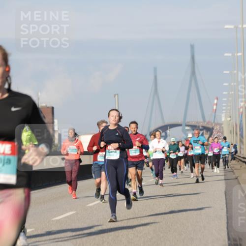 03.10.2025 - Köhlbrandbrückenlauf Jannik Wohlers http://msf.ph/oto/9084643 03.10.2025 09:56:26 Position 3 1417, 1654 meine-sportfotos.de