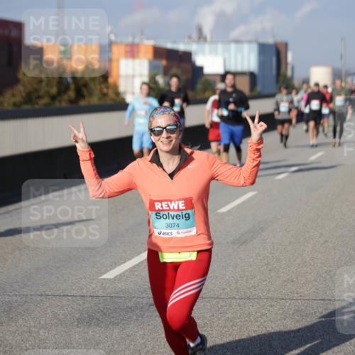 03.10.2025 - Köhlbrandbrückenlauf Jannik Wohlers http://msf.ph/oto/9084649 03.10.2025 10:06:58 Position 3 3074 meine-sportfotos.de