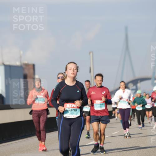 03.10.2025 - Köhlbrandbrückenlauf Jannik Wohlers http://msf.ph/oto/9084675 03.10.2025 09:56:27 Position 3 1654, 1945 meine-sportfotos.de