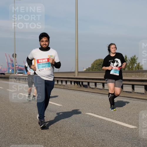 03.10.2025 - Köhlbrandbrückenlauf Fabian Wolf http://msf.ph/oto/9084715 03.10.2025 10:19:59 Position 3 3347, 3370 meine-sportfotos.de