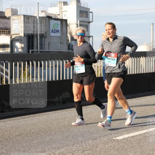 03.10.2025 - Köhlbrandbrückenlauf Lena Gebhardt http://msf.ph/oto/9084732 03.10.2025 10:05:21 Position 2 1394, 1577 meine-sportfotos.de
