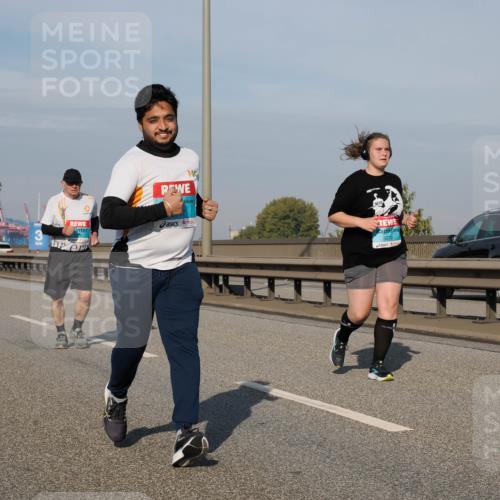 03.10.2025 - Köhlbrandbrückenlauf Fabian Wolf http://msf.ph/oto/9084736 03.10.2025 10:20:00 Position 3 3, 3370 meine-sportfotos.de