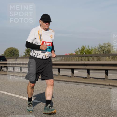 03.10.2025 - Köhlbrandbrückenlauf Fabian Wolf http://msf.ph/oto/9084852 03.10.2025 10:20:04 Position 3 2425 meine-sportfotos.de
