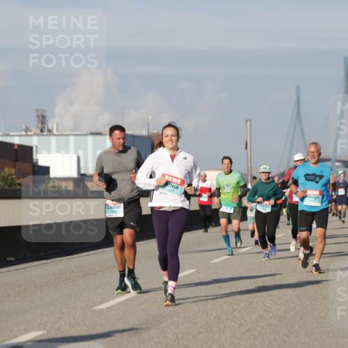 03.10.2025 - Köhlbrandbrückenlauf Jannik Wohlers http://msf.ph/oto/9084882 03.10.2025 09:56:34 Position 3 1015, 1387 meine-sportfotos.de