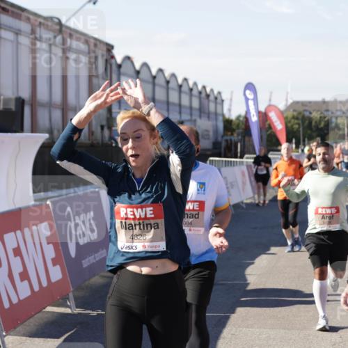03.10.2025 - Köhlbrandbrückenlauf Jannik Wohlers http://msf.ph/oto/9084941 03.10.2025 13:18:34 Ziel 4154, 4280, 4341, 4560, 4606, 4760, 4796, 4812, 4819, 4826, 4882, 5115, 5178, 5192, 5722, 6084, 6596, 6700, 6758 meine-sportfotos.de