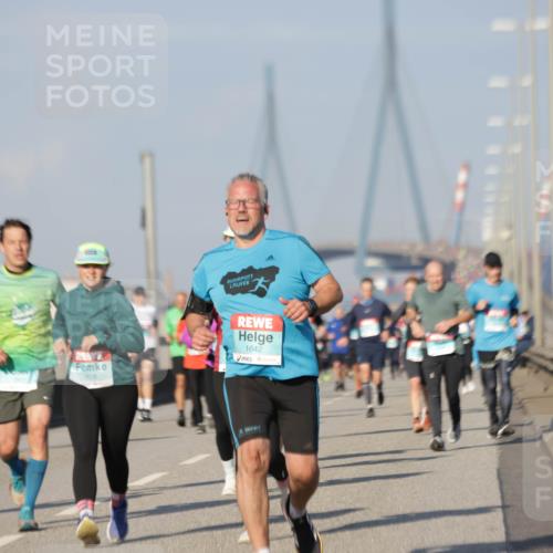 03.10.2025 - Köhlbrandbrückenlauf Jannik Wohlers http://msf.ph/oto/9084968 03.10.2025 09:56:36 Position 3 1642 meine-sportfotos.de