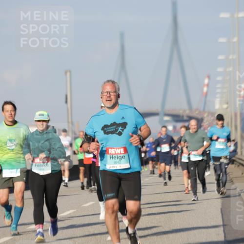 03.10.2025 - Köhlbrandbrückenlauf Jannik Wohlers http://msf.ph/oto/9084973 03.10.2025 09:56:36 Position 3 1418, 1642 meine-sportfotos.de