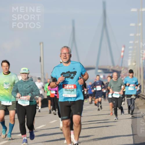 03.10.2025 - Köhlbrandbrückenlauf Jannik Wohlers http://msf.ph/oto/9084976 03.10.2025 09:56:36 Position 3 1418, 1642 meine-sportfotos.de