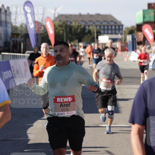 03.10.2025 - Köhlbrandbrückenlauf Jannik Wohlers http://msf.ph/oto/9084980 03.10.2025 13:18:35 Ziel 4154, 4280, 4341, 4560, 4606, 4796, 4812, 4819, 4826, 4882, 5115, 5178, 5192, 5722, 6084, 6596, 6700, 6758 meine-sportfotos.de