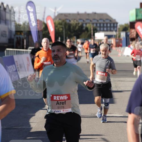 03.10.2025 - Köhlbrandbrückenlauf Jannik Wohlers http://msf.ph/oto/9084995 03.10.2025 13:18:35 Ziel 4154, 4280, 4341, 4560, 4606, 4796, 4812, 4819, 4826, 4882, 5115, 5178, 5192, 5722, 6084, 6596, 6700, 6758 meine-sportfotos.de