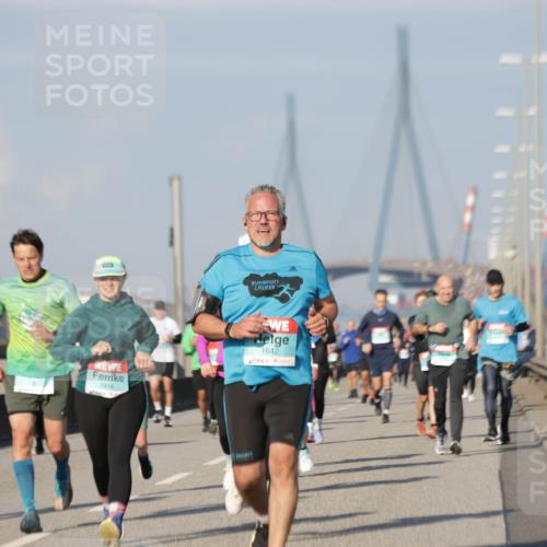 03.10.2025 - Köhlbrandbrückenlauf Jannik Wohlers http://msf.ph/oto/9085006 03.10.2025 09:56:36 Position 3 1418, 1642 meine-sportfotos.de