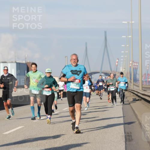 03.10.2025 - Köhlbrandbrückenlauf Jannik Wohlers http://msf.ph/oto/9085008 03.10.2025 09:56:37 Position 3 1642 meine-sportfotos.de