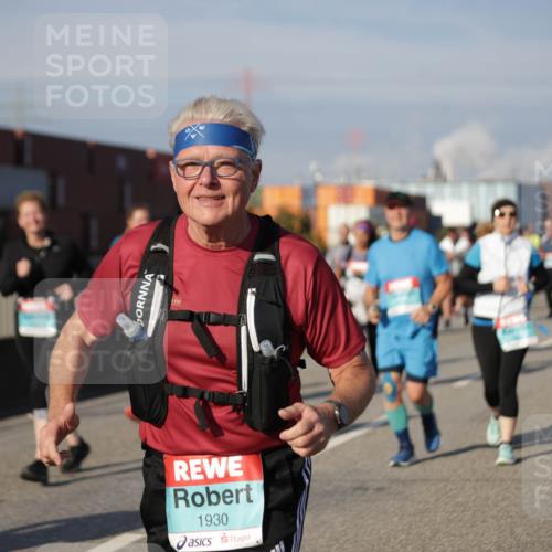03.10.2025 - Köhlbrandbrückenlauf Jannik Wohlers http://msf.ph/oto/9085040 03.10.2025 10:07:19 Position 3 1930 meine-sportfotos.de
