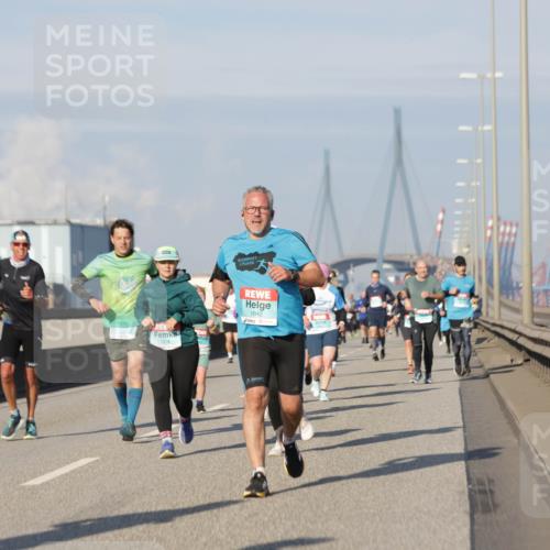 03.10.2025 - Köhlbrandbrückenlauf Jannik Wohlers http://msf.ph/oto/9085063 03.10.2025 09:56:37 Position 3 1642 meine-sportfotos.de