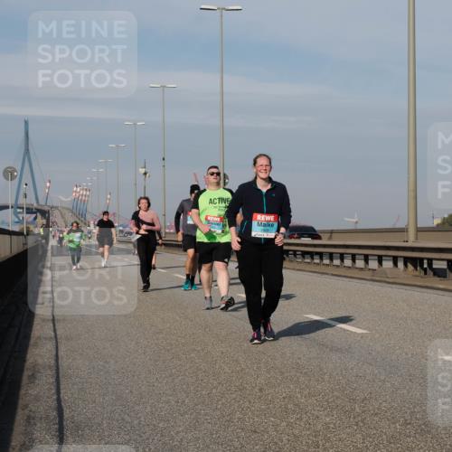 03.10.2025 - Köhlbrandbrückenlauf Fabian Wolf http://msf.ph/oto/9085084 03.10.2025 10:20:17 Position 3 2428 meine-sportfotos.de