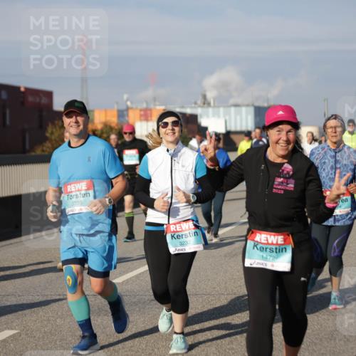 03.10.2025 - Köhlbrandbrückenlauf Jannik Wohlers http://msf.ph/oto/9085087 03.10.2025 10:07:20 Position 3 3703, 2025, 3232, 1472 meine-sportfotos.de