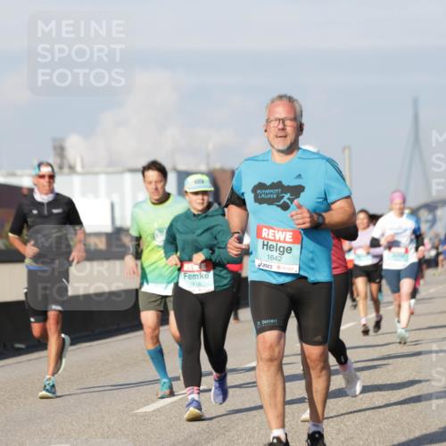 03.10.2025 - Köhlbrandbrückenlauf Jannik Wohlers http://msf.ph/oto/9085088 03.10.2025 09:56:39 Position 3 1418, 1642 meine-sportfotos.de