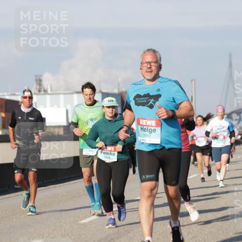 03.10.2025 - Köhlbrandbrückenlauf Jannik Wohlers http://msf.ph/oto/9085095 03.10.2025 09:56:39 Position 3 1362, 1418, 1642 meine-sportfotos.de