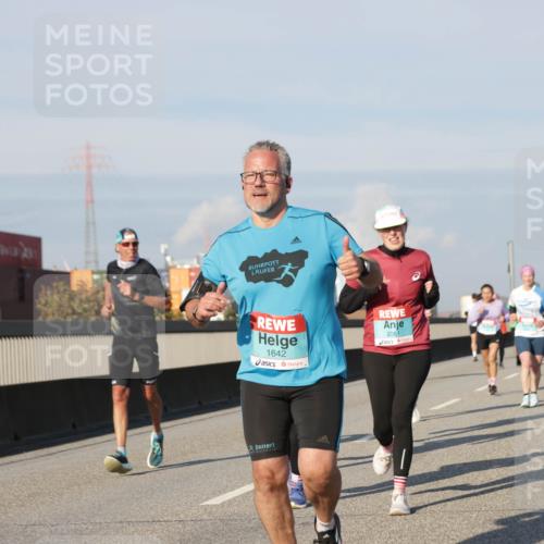 03.10.2025 - Köhlbrandbrückenlauf Jannik Wohlers http://msf.ph/oto/9085109 03.10.2025 09:56:40 Position 3 1642, 2061 meine-sportfotos.de