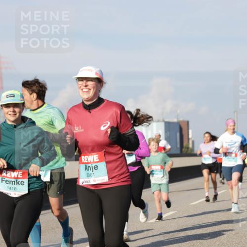 03.10.2025 - Köhlbrandbrückenlauf Jannik Wohlers http://msf.ph/oto/9085152 03.10.2025 09:56:42 Position 3 1418, 2061 meine-sportfotos.de