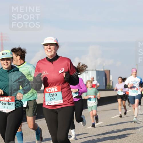 03.10.2025 - Köhlbrandbrückenlauf Jannik Wohlers http://msf.ph/oto/9085161 03.10.2025 09:56:42 Position 3 1418, 2061 meine-sportfotos.de