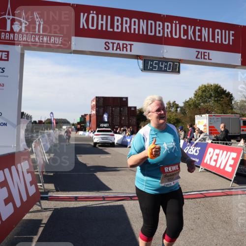 03.10.2025 - Köhlbrandbrückenlauf Lena Gebhardt http://msf.ph/oto/9085167 03.10.2025 13:54:07 Ziel 5603, 5819, 6529, 6549 meine-sportfotos.de