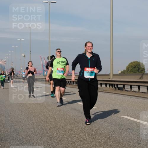 03.10.2025 - Köhlbrandbrückenlauf Fabian Wolf http://msf.ph/oto/9085182 03.10.2025 10:20:19 Position 3 2428 meine-sportfotos.de