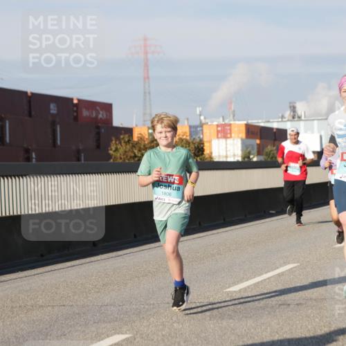 03.10.2025 - Köhlbrandbrückenlauf Jannik Wohlers http://msf.ph/oto/9085205 03.10.2025 09:56:44 Position 3 1806, 41, 1640 meine-sportfotos.de
