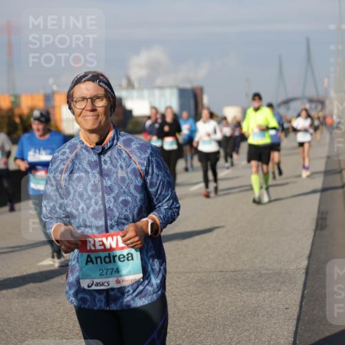 03.10.2025 - Köhlbrandbrückenlauf Jannik Wohlers http://msf.ph/oto/9085211 03.10.2025 10:07:22 Position 3 2774 meine-sportfotos.de