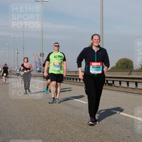 03.10.2025 - Köhlbrandbrückenlauf Fabian Wolf http://msf.ph/oto/9085215 03.10.2025 10:20:19 Position 3 2992, 2428 meine-sportfotos.de