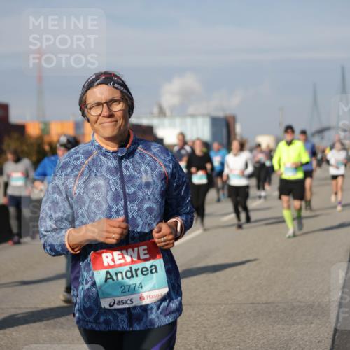 03.10.2025 - Köhlbrandbrückenlauf Jannik Wohlers http://msf.ph/oto/9085221 03.10.2025 10:07:23 Position 3 2774 meine-sportfotos.de