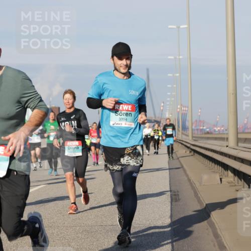 03.10.2025 - Köhlbrandbrückenlauf Jannik Wohlers http://msf.ph/oto/9085323 03.10.2025 09:56:48 Position 3 2799, 1771, 3394 meine-sportfotos.de