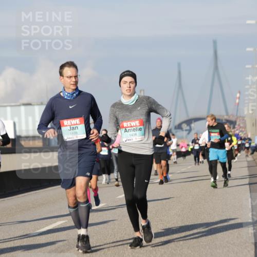 03.10.2025 - Köhlbrandbrückenlauf Jannik Wohlers http://msf.ph/oto/9085452 03.10.2025 09:56:52 Position 3 1439, 1438 meine-sportfotos.de