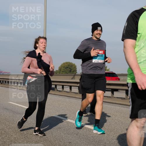 03.10.2025 - Köhlbrandbrückenlauf Fabian Wolf http://msf.ph/oto/9085471 03.10.2025 10:20:25 Position 3 3, 2277, 2992 meine-sportfotos.de