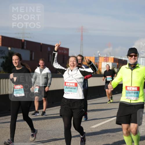 03.10.2025 - Köhlbrandbrückenlauf Jannik Wohlers http://msf.ph/oto/9085477 03.10.2025 10:07:27 Position 3 2289, 2356, 1904 meine-sportfotos.de