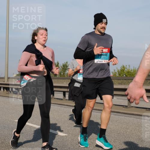 03.10.2025 - Köhlbrandbrückenlauf Fabian Wolf http://msf.ph/oto/9085498 03.10.2025 10:20:25 Position 3 2277 meine-sportfotos.de