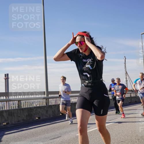 03.10.2025 - Köhlbrandbrückenlauf Michael Burmester http://msf.ph/oto/9085513 03.10.2025 12:43:06 Position 2  meine-sportfotos.de